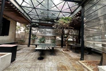 Villa for Rent in Badaro – Ideal Space for Restaurant, Bar, Gallery, or Boutique  ‎فيلا للإيجار في بدارو – مساحة مثالية لمطعم، بار، غاليري أو بوتيك